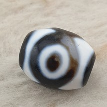 3 eyes Unique Pattern Himalayan Tibetan Agate Dzi Bead Amulet #34 - $788.11 MXN
