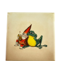 DeLane Lange Gnome Art Tile Decorative Gnome Holding Stein Sitting w Frog - £21.58 GBP