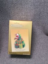 2005 Hallmark Keepsake Christmas Ornament The Opening Game Club Exclusive - $8.92