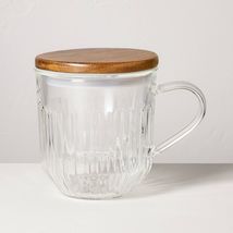Hearth & Hand Glass Tea Infuser Mug 15oz Clear with Magnolia - $322.33 MXN Hearth & Hand Glass Tea Infuser Mug 15oz Clear with Magnolia - $322.33 MXN