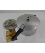 Presto 6QT A603A  Pressure Cooker W rack recipe book  And vent Jiggler - €38,59 EUR