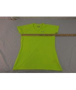 Adult Women&#39;s Under Armour Semi-Fitted Hear Gear Tennis Ball Green Top 3... - $13.62 CAD