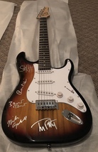 TOM PETTY &amp; The Heartbreakers AUTOGRAPHED signed full size GUITAR  - £1,975.18 GBP