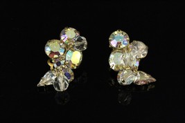 VINTAGE Costume Jewelry AB Flashed Rhinestone KRAMER Brooch Earrings &amp; P... - £19.48 GBP