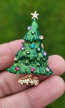 Christmas Tree Brooch Gold Green White Plated Broach Celebrity Queen PIN i17 New - £12.04 GBP