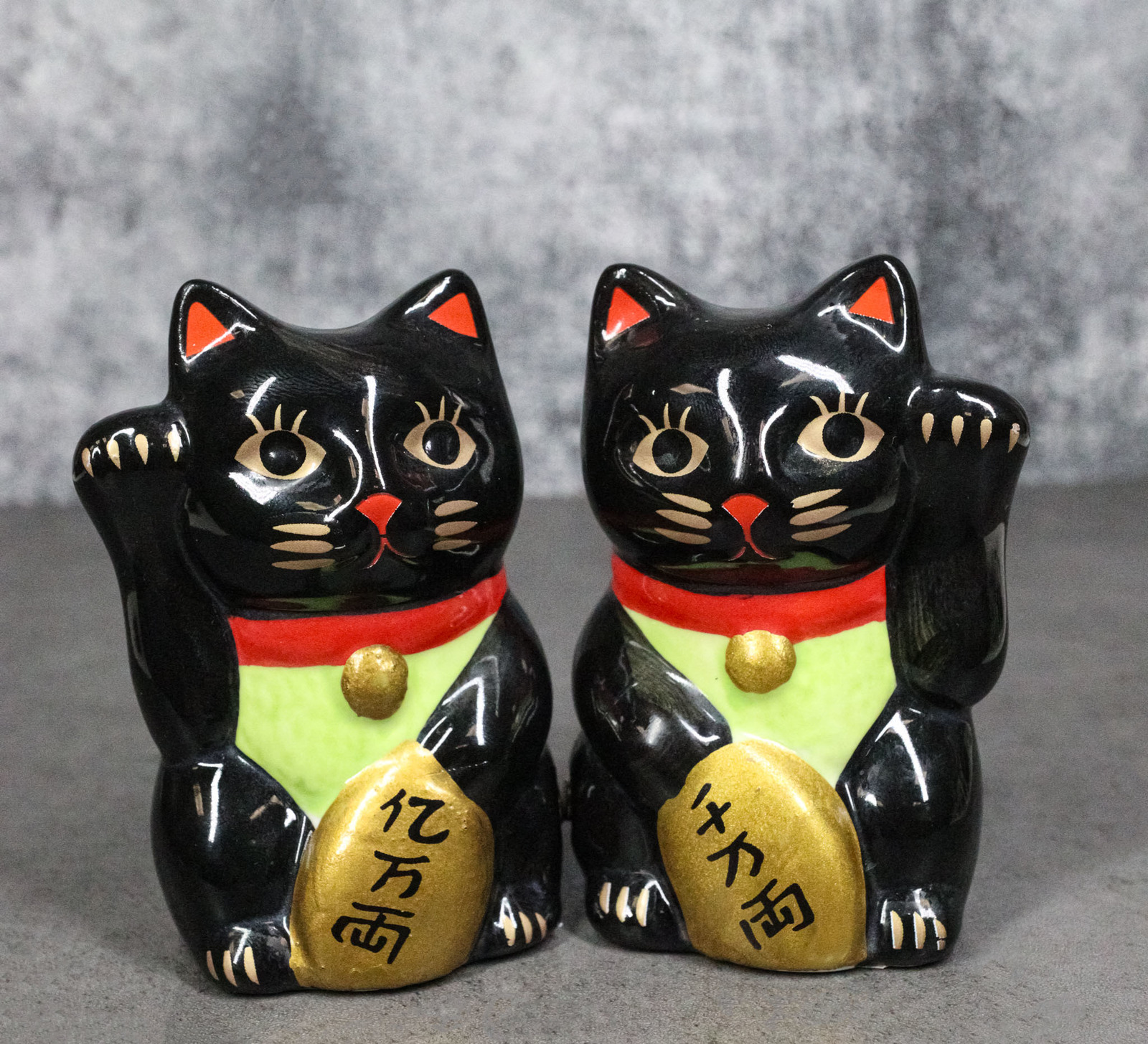 Black Lucky Fortune Japanese Maneki Neko Cats Ceramic Salt Pepper Shaker... - $17.99