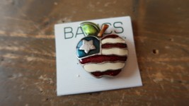 Apple American Flag Brooch 1.75&quot; - £7.73 GBP