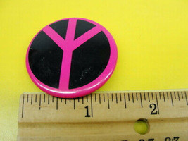  90s Make Love Not War Vintage Peace Pinback Button Hot Pink &amp; Black 1.5” - £7.90 GBP