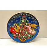AVON 1995 Trimming the Tree Christmas 8 1/4&quot; Plate - £3.88 GBP