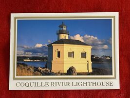 Oregon Postcard Coquille River Lighthouse NEW Unposted - $3.99