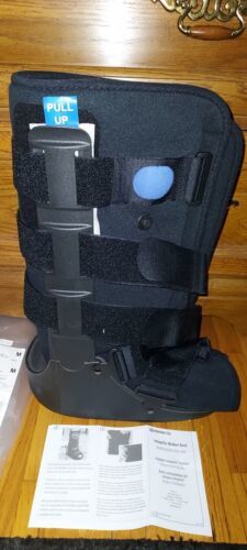 BREG INTEGRITY FRACTURE WALKER BOOT AIR TALL Size Medium  Brand New - £54.44 GBP