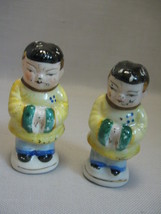 Figurine Statue Girl Boy Oriental Japanese Salt &amp; Pepper Shakers 1940-1950 - £7.86 GBP