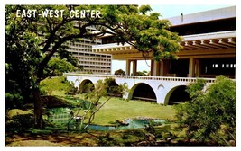 Japanese Garden East West  Center Building University of Hawaii UH Postcard - £8.70 GBP