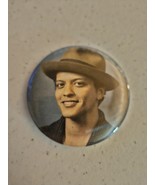 Bruno Mars Round Fridge Magnet - €1,28 EUR