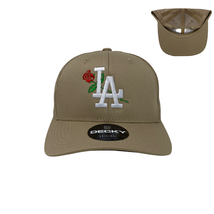 Los Angeles Rose White Trucker Hat in Khaki - £18.77 GBP