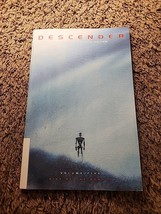 Descender Volume 5: Rise of the Robots by Jeff Lemire [Paperback] - $145.47 MXN