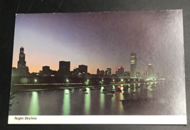 Vintage 1979 Chicago Night Skyline Postcard Aero Illinois IL -- 4&quot; x 6&quot; - £7.34 GBP