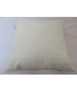 Donna Karan Animal Embroidered Deco pillow Ivory Cream NWT - €62,63 EUR Donna Karan Animal Embroidered Deco pillow Ivory Cream NWT - €62,63 EUR