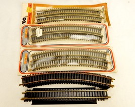 Lot of 24 PCS Vintage HO Model Tracks, 21 x 18&quot; Radius, 3 X Straight Sections - £23.00 GBP