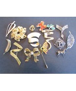 Vintage Asst of Pins Brooches Metals Goldtone Silver Rhinestone Sterling... - €12,76 EUR