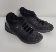 BZees Womens 8 Golden Black Faux Fur Slip On Comfort Sneakers Bootie Shoes - $29.99