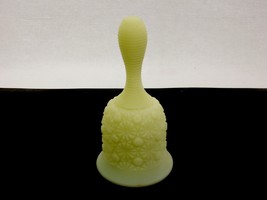 Fenton Custard Glass Hand Bell, Daisy &amp; Buttons Pattern, Grooved Handle, Vintage - £15.62 GBP