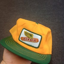 Vintage Dekalb Seed Trucker Hat Mesh Back Green and Yellow Snapback - £55.89 GBP
