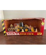MAISTO 1999 TONKA Road Crew Play Set w/ Die Cast Metal Motorized Tractor... - $27.44 CAD