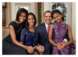 Barack Obama Group Family Photo 5X7 Photograph Reprint - £6.66 GBP