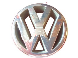 97-03 VW Eurovan  Vanagon Passat Cabrio Grille Emblem Oem 3B0853601A 3B0853601 - £17.59 GBP