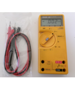 Fluke 23 Multimeter Calibrated plus new leads - $1,196.59 MXN