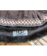 UGG Hat Tasman Bucket Shearling Chocolate New - $1,223.09 MXN
