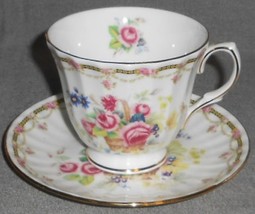 DUCHESS Fine Bone China FLOWER BASKET MOTIF Cup and Saucer MADE IN ENGLAND - $34.52 CAD