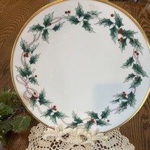 Ribbon Holly by Mikasa Dinner Plate Holly &amp; Berry Design Gold Trim Bone - $17.57