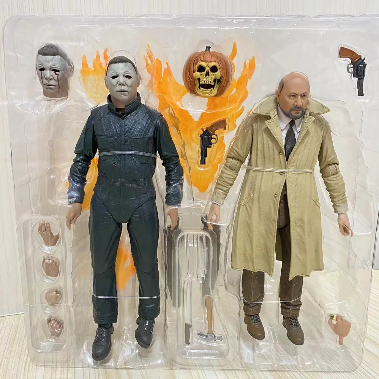 Halloween 2 NECA Ultimate Michael Myers  DR Loomis Action Figure Collectable - £126.78 GBP