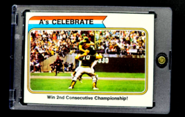 1974 Topps #479 Ray Fosse A&#39;s Celebrate World Series Vintage Baseball Card - £4.00 GBP