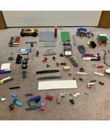 LEGO MISCELANIOUS LOT POLICE PIECES AND EXTREME PIECES - $28.15 CAD