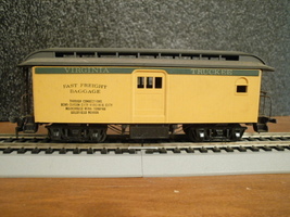 Roundhouse/MDC HO 34&#39; Overton Passenger Baggage Car VIRGINIA &amp; TRUCKEE RTR - £5.98 GBP
