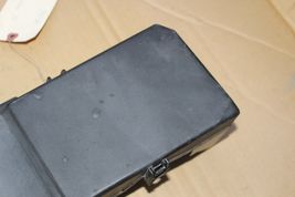 2006-2008 MAZDA 6 ENGINE ROOM FUSE RELAY BOX ACCESS COVER LID TRIM M756 image 4