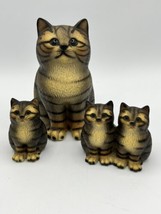 Large Tabby Cat &amp; Kittens Figurine Harvey Knox Kingdom House of Global Art Japan - £38.37 GBP