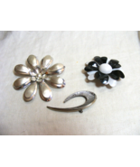 Vintage Lot of 3 Silver Toned Painted Enamel Floral Brooches Pins 15-u - $39.59