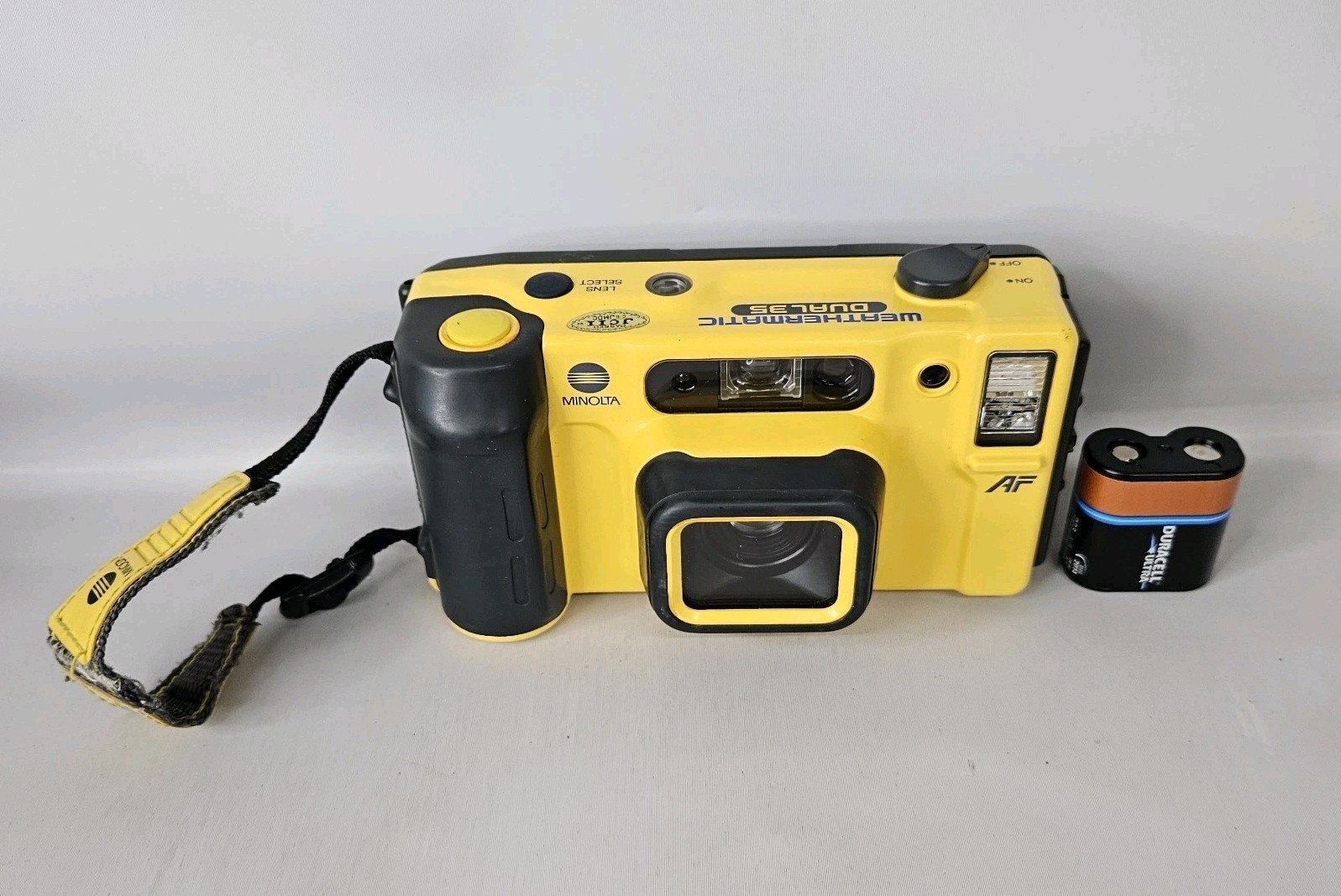 [EUC] Minolta Weathermatic Dual 35 Camera 35mm Film Camera Tested W/ Bat... - $39.55