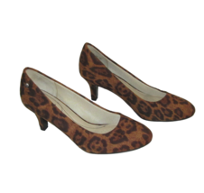 Life Stride Soft Shoes Pumps Size 8W Animal Print Faux Suede Leather Comfort - $14.84