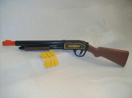2x Vtg Western Pump Action Toy Shot Gun With Bullets ,Ty18b - £13.13 GBP