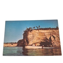 Postcard Pictured Rocks Near Munising Michigan&#39;s Upper Peninsula Chrome ... - £5.41 GBP