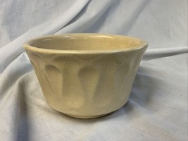 Mccoy Floraline USA Vintage Planter #506. Vintage Beige. No Chips or Cracks. - £13.43 GBP