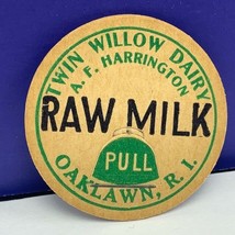 Dairy milk bottle cap farm vtg advertising Twin Willow Oaklawn Rhode Isl... - £6.29 GBP