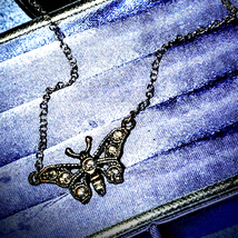 Beautiful vintage silver chain ~butterfly and rhinestone necklace - £17.84 GBP