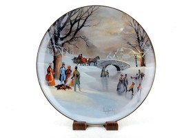1987 Collector Plate &quot;Holiday Skaters&quot; by Lloyd Garrison, W.S. George,  ... - £9.98 GBP