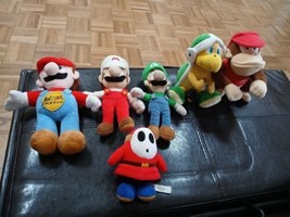 Super Mario Bros Nintendo Figures Mario Stuffed Plush Lot of 6 - £19.45 GBP